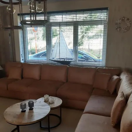 Het Helmgras Casa de Férias *